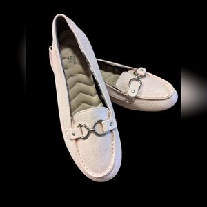 Comfort Walk Loafers By Avon-size 11, Pale Pink